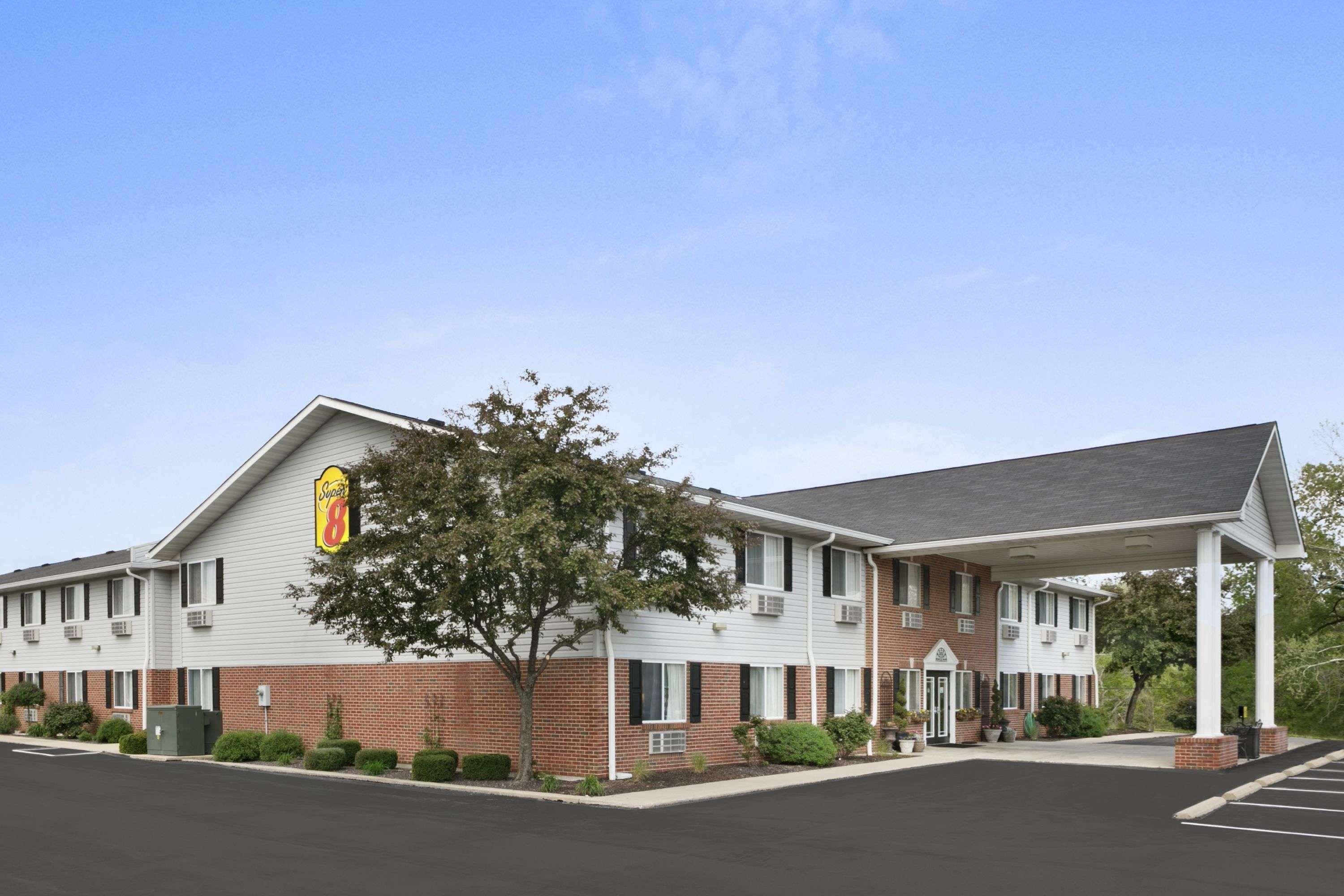 Super 8 By Wyndham Washington Hotel Exterior foto